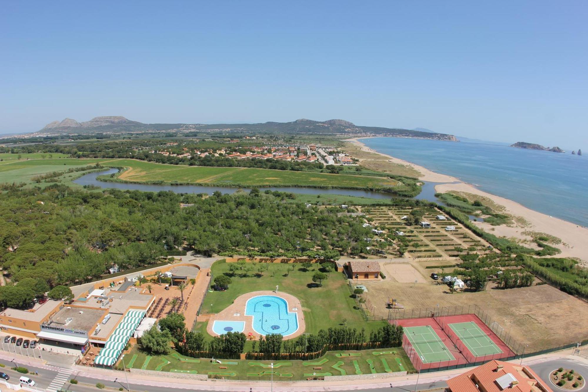 Albatross Mobile Homes On Camping Playa Brava Pals Ngoại thất bức ảnh